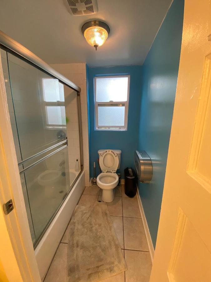Small Private La Bedroom W Wifi - Private Fridge - Ac Near Usc - Exposition Park - Usc Memorial Coliseum - Banc Of California Bmo Stadium - Downtown Los Angeles Dtla - University Of Southern California Usc!!! Esterno foto