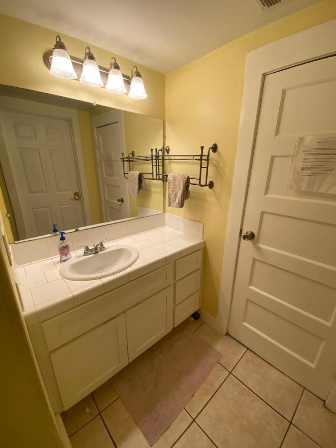 Small Private La Bedroom W Wifi - Private Fridge - Ac Near Usc - Exposition Park - Usc Memorial Coliseum - Banc Of California Bmo Stadium - Downtown Los Angeles Dtla - University Of Southern California Usc!!! Esterno foto