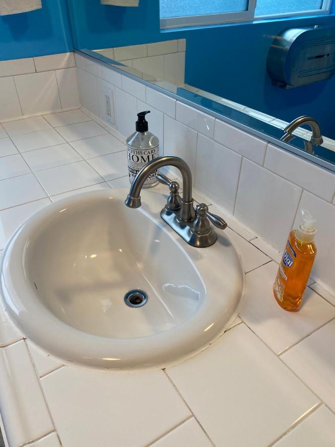 Small Private La Bedroom W Wifi - Private Fridge - Ac Near Usc - Exposition Park - Usc Memorial Coliseum - Banc Of California Bmo Stadium - Downtown Los Angeles Dtla - University Of Southern California Usc!!! Esterno foto